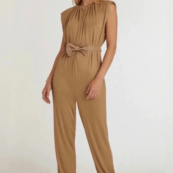 Something Navy Nikki Tan Jumpsuit - Size S - NWT - Picture 1 of 6